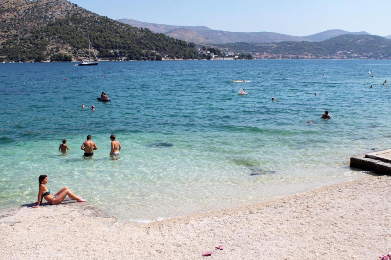 Apartments By The Sea Marina, Trogir - 9037 Экстерьер фото