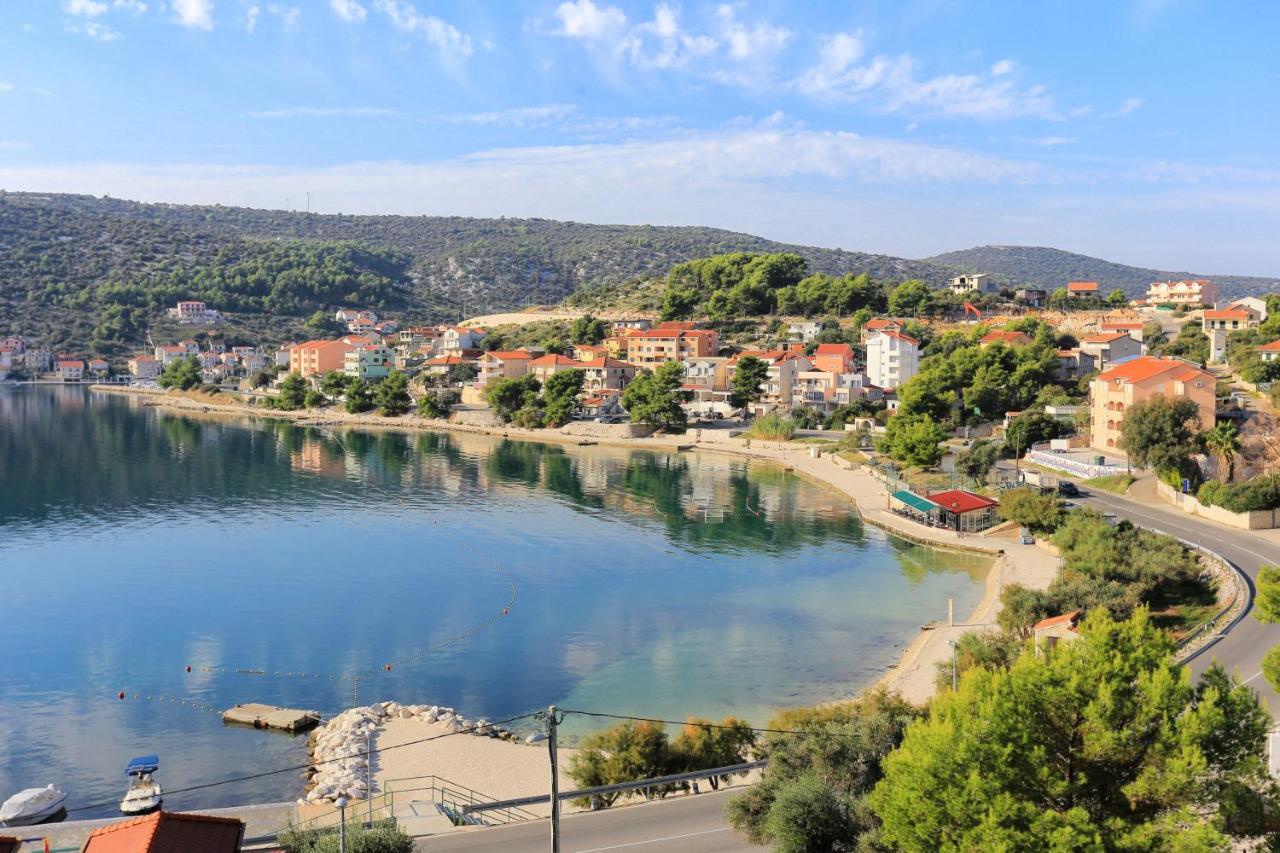 Apartments By The Sea Marina, Trogir - 9037 Экстерьер фото