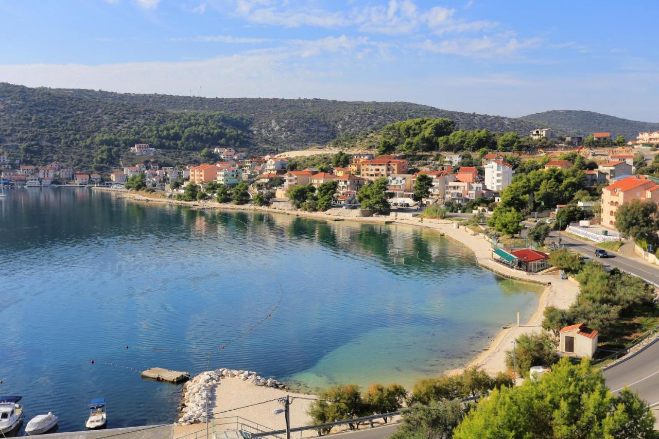 Apartments By The Sea Marina, Trogir - 9037 Экстерьер фото